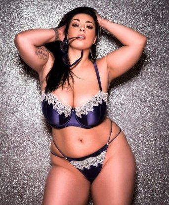 Анкета проститутки Тина - город Красногвардейское, 28 лет, №12978